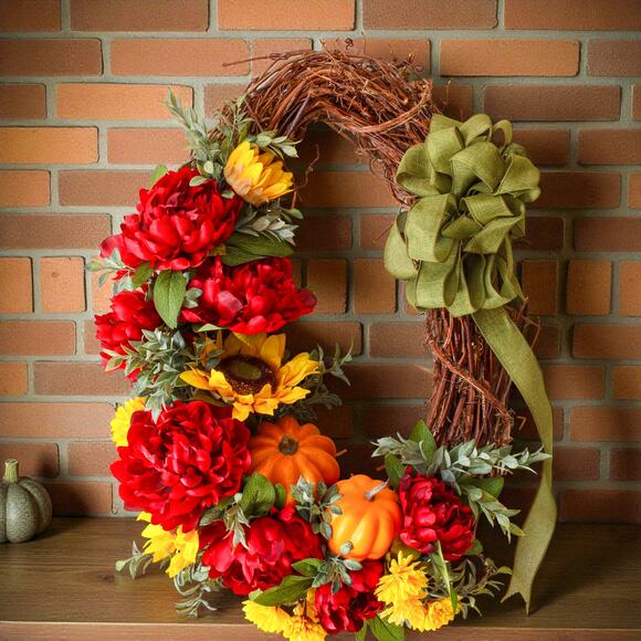 27" Oval Handmade Grapevine Fall Wreath - Picture 1 of 3